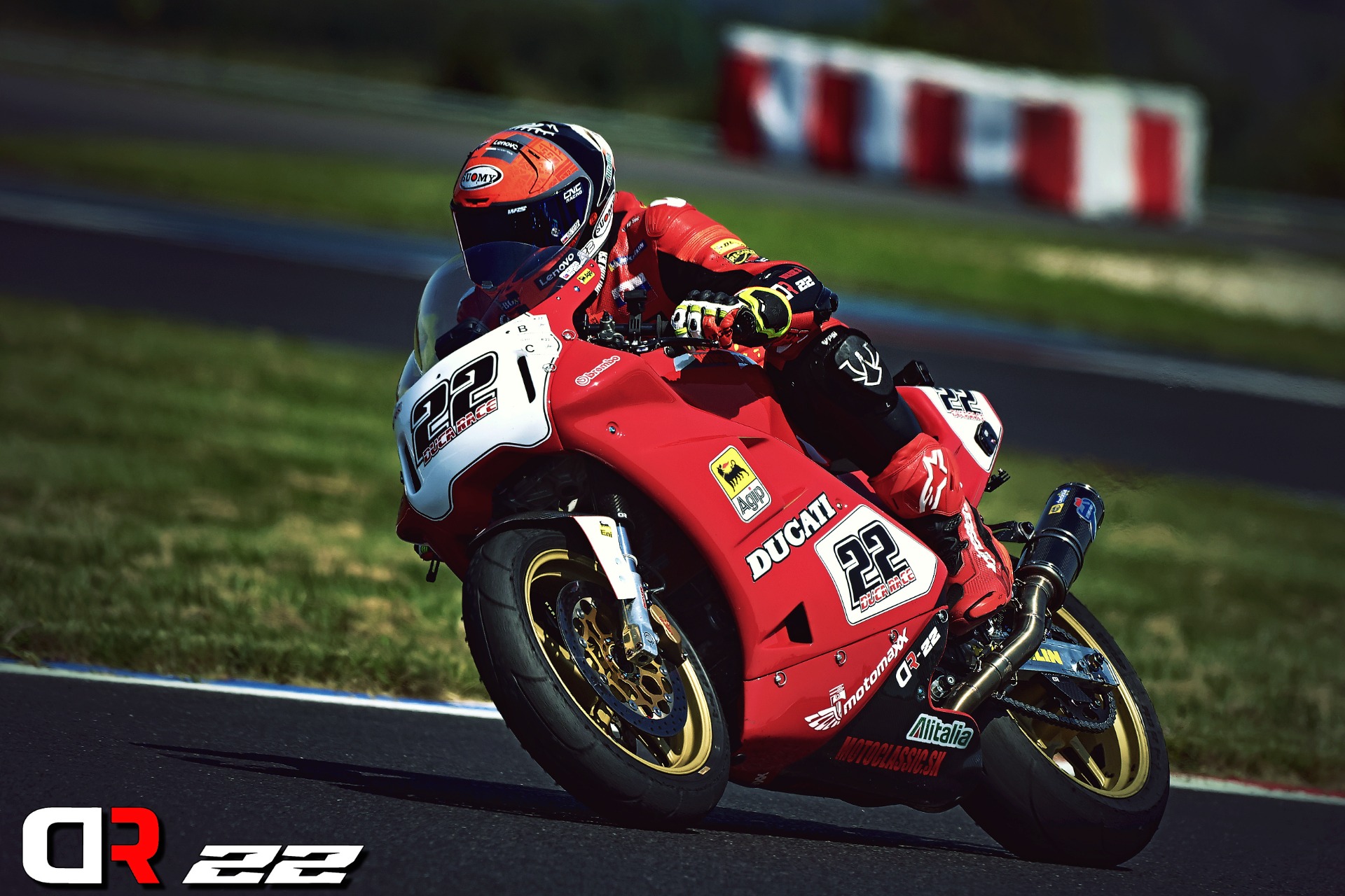 DR22 Ducati 851